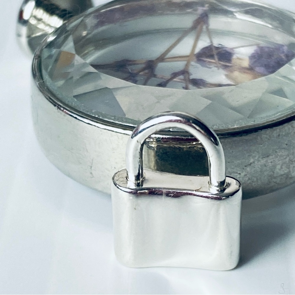 Sterling Silver Padlock Pendant. Openable lock